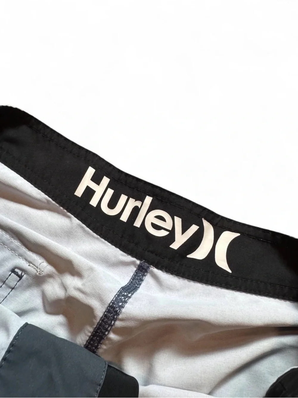 Hurley Men's Gray and White Board Shorts